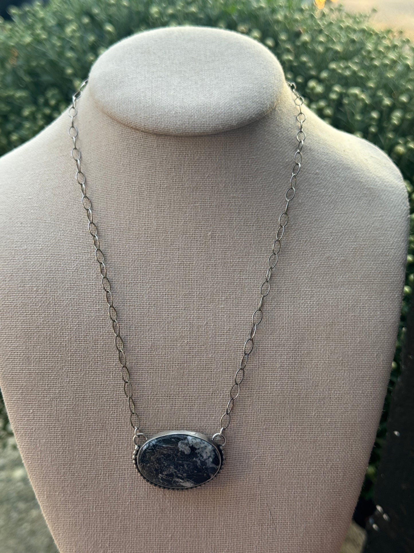 18" White Buffalo Bar Necklace