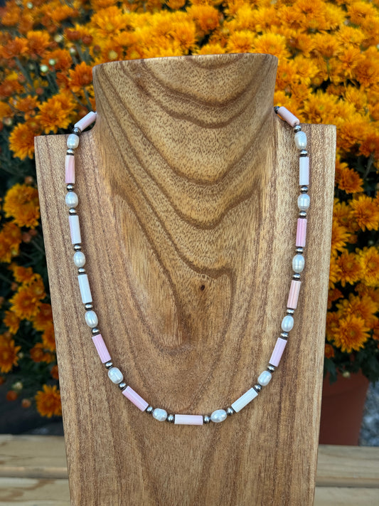 18-19" Freshwater & Pink Conch