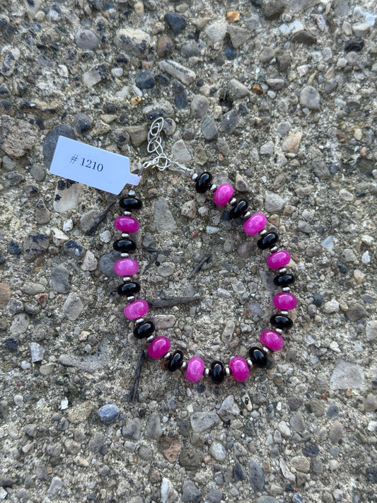 7.5-9" Hot Pink Quartz & Black Onyx